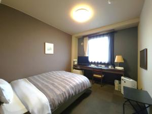 Hotel Route-Inn Shinonoi - Room Types and Pricing