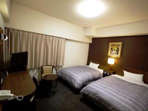 Hotel Route-Inn Yokohama Bashamichi - Room Amenities