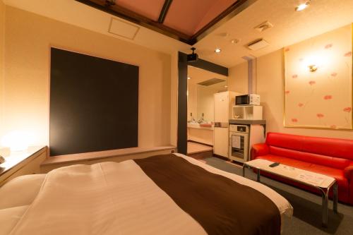 Hotel Shanti - Facilities and Services