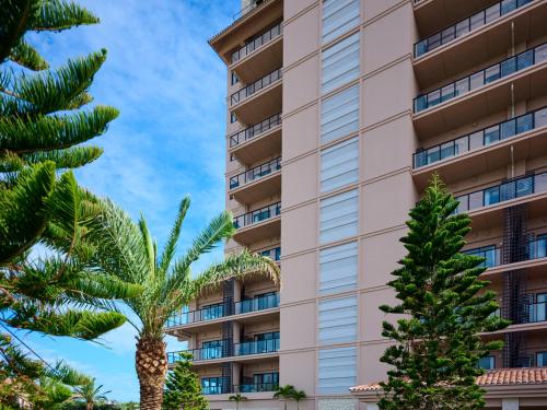 Hotel Shigira Mirage Beach Front - Amenities Offered