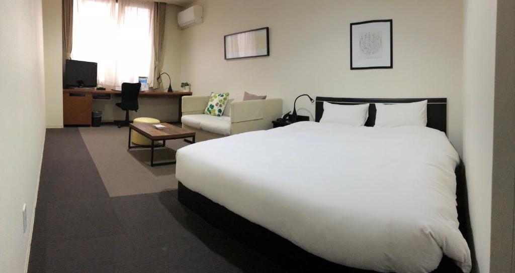 Hotel Tohkai Review