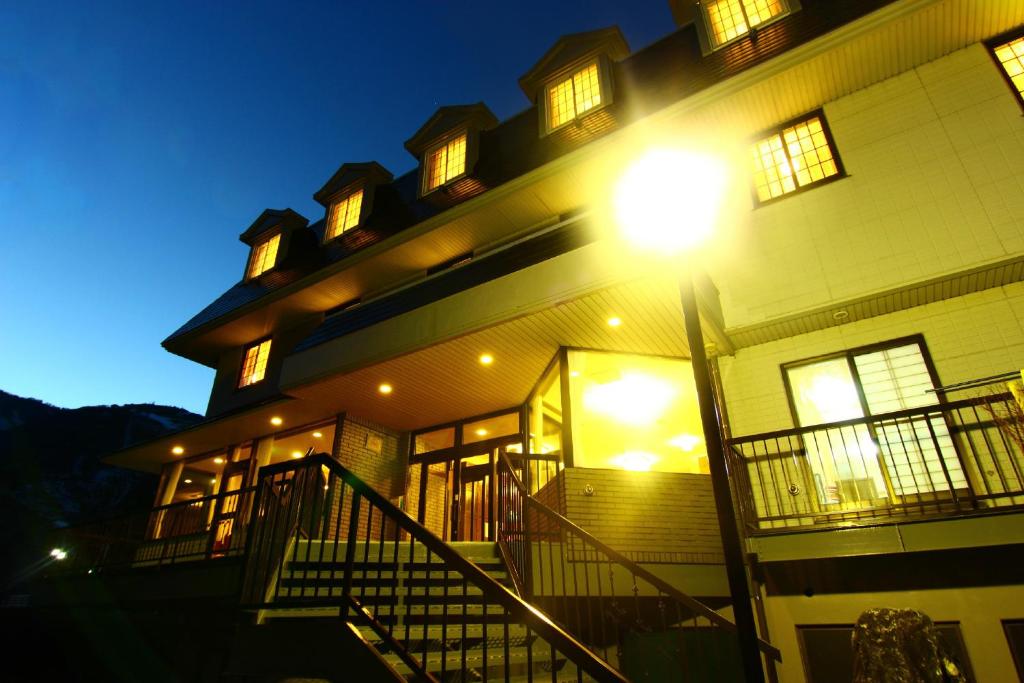 4 Best Hotels to Book in Naeba, Yuzawa