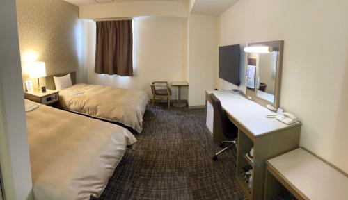 Hotel Yassa - Room Amenities and Accommodations