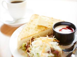 Inuyama Central Hotel - Amenities and Offerings