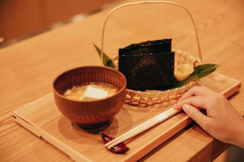 KAMAKURA Hotel - Accommodations and Room Features
