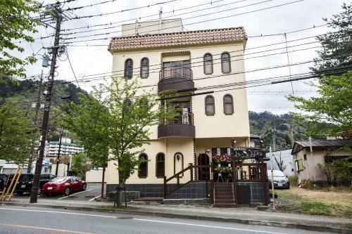 Kinugawa Pension Bamboo - Location and Getting There