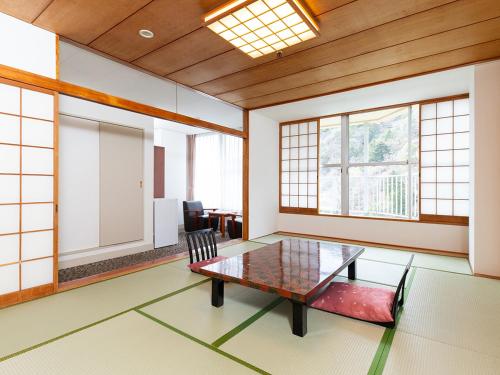 Kinugawa Royal Hotel - Location and Accessibility