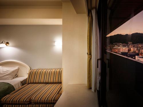 Kobe Sannomiya Union Hotel - Dining and Cuisine