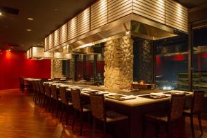 Kobe Seishin Oriental Hotel - Guest Experiences and Reviews