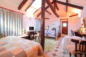 Koyama Inn - Culinary Delights
