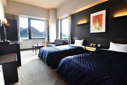 Miyajima Coral Hotel - Hotel Overview and Location