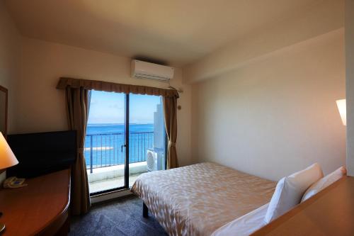 Naha Beach Side Hotel - Amenities and Services