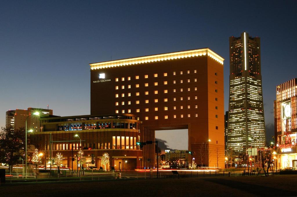 Navios Yokohama Review