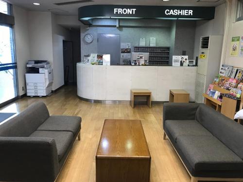 New Central Hotel Katsuta - Overview and Location