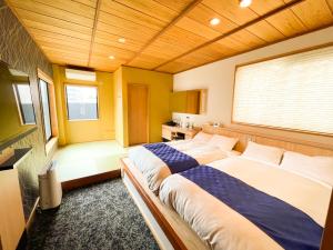 NK Hotels - Amenities and Services