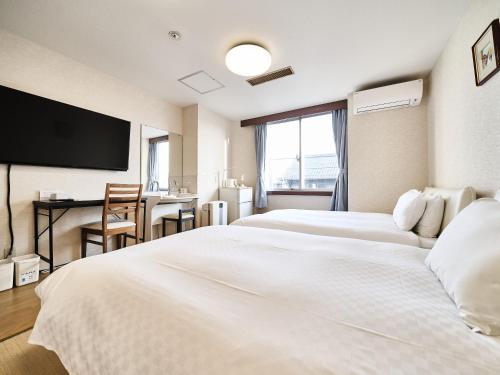 Okasan Hotel - Dining Options