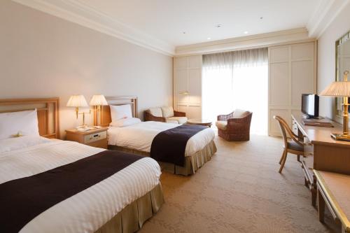 Okura Akademia Park Hotel - Dining and Restaurants