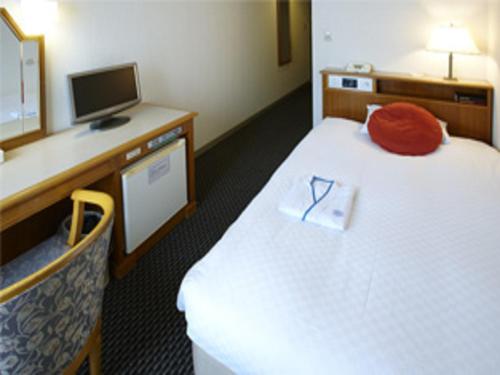 Pearl Hotel Mizonokuchi - Room Amenities and Features