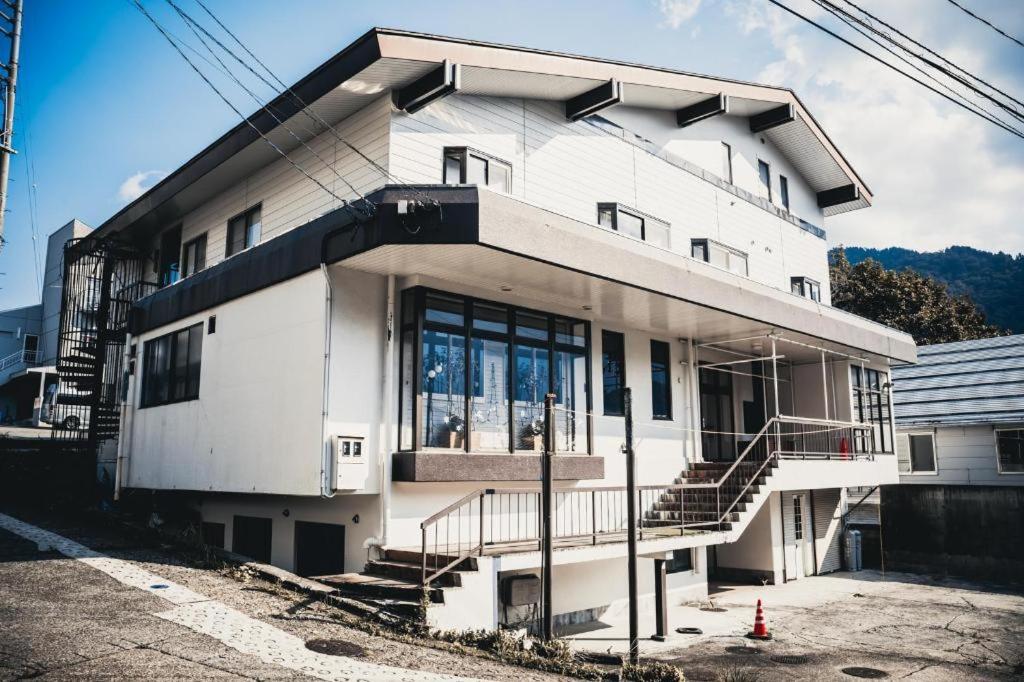 Saint Moritz Nibankan - Guest Reviews and Ratings