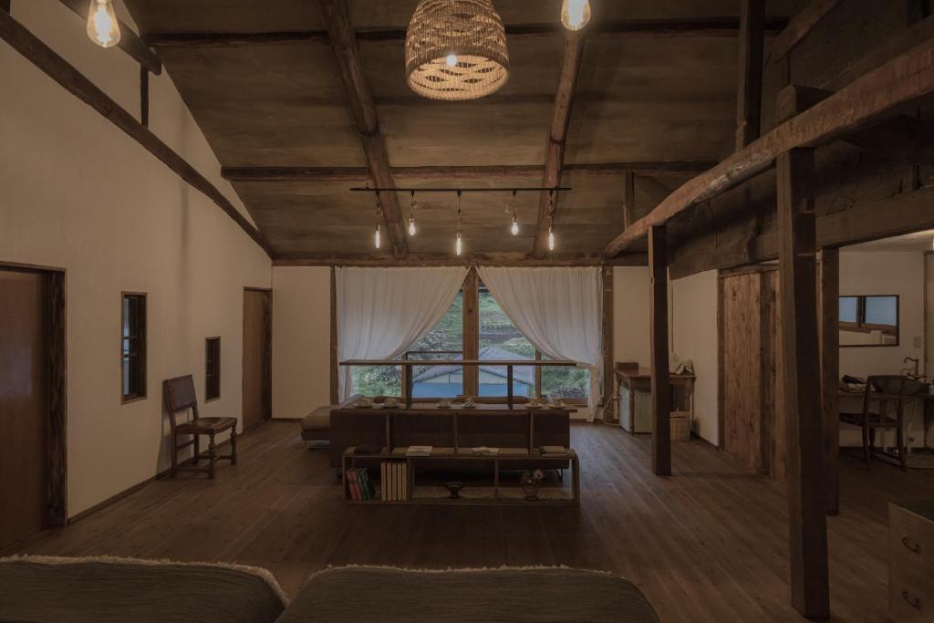 Stream - Dining and Culinary Offerings