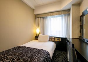 APA Hotel Nagoya Marunouchi Ekimae - Room Features and Accommodations