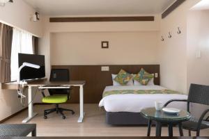 Aqua Resort in Chatan - Accessibility and Policies