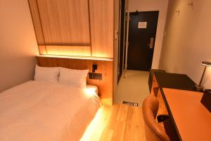 ArC LIFESTYLE SPACE & HOTEL - Analyzing Guest Feedback