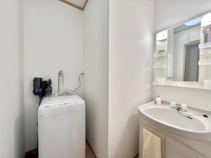 AX-Asaka House - Contact and Booking Information