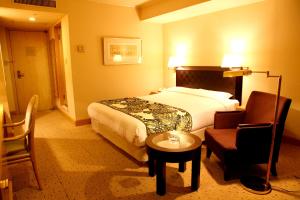 Breezbay Hotel Resort and Spa - Dining and Catering