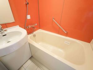 Comfort Inn Nagasaki Airport - Policies and Requests