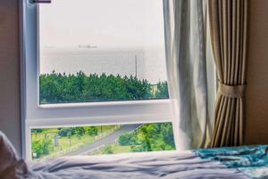 Comfort Suites Tokyo Bay - Room Types and Amenities