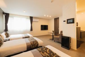 GRAND BASE Nagasaki Ekimae - Arrival and Departure Details