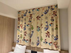 Henn Na Hotel Komatsu Ekimae - Location and Transportation