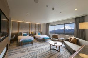 Highland Resort Hotel & Spa - Location and Accessibility