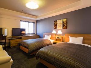 Himeji Castle Grandvrio Hotel - Parking and Transportation