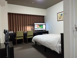Hotel Alpha-One Himeji Minamiguchi - Nearby Attractions and Activities