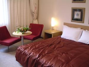 Hotel Lake View Mito - Nearby Attractions and Transportation