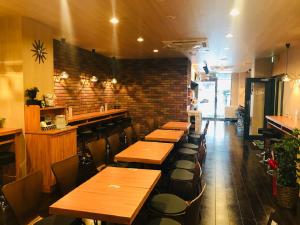 HOTEL LiVEMAX Nagoya Sakuradoriguchi - Accessibility and Policies