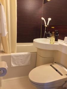 Hotel Matsumoto Yorozuya - Accessibility and Transportation