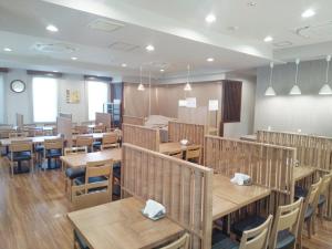Hotel Route-Inn Gifukencho Minami - Policies and House Rules