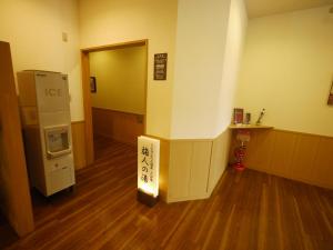 Hotel Route-Inn Nakatsugawa Inter - Room Types and Features