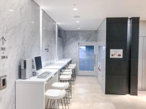 HOTEL UNIZO Hakata Station Hakataguchi - Accessibility Features