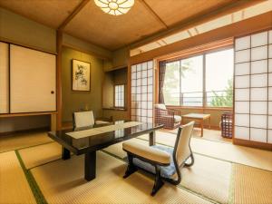 Kurofune Hotel - Dining and Culinary Offerings