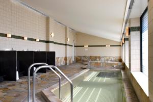 Okura Chiba Hotel - Dining Options