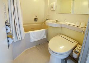 Omura Central Hotel - Facilities and Services