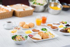Sanco Inn Kuwana Ekimae - Additional Facilities and Services