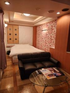 Stylish Takasago - Additional Details