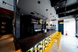 The Villa & Barrel Lounge - Culinary Delights at TAPROOM