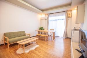 Tomie-juku - Hotel Amenities and Services