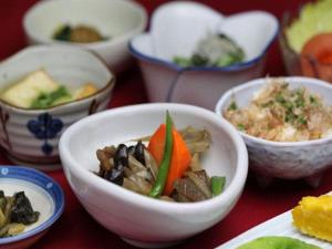 Ueda Plaza Hotel - Languages Spoken